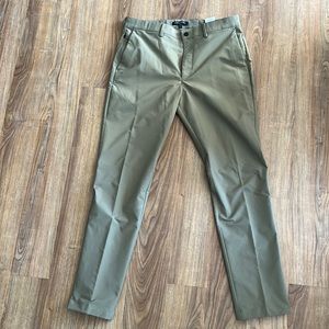Banana Republic Slim City Pant - 33x32 - Cliff Rock